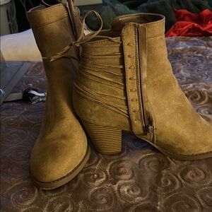 Stylish Tan Ankle Boots